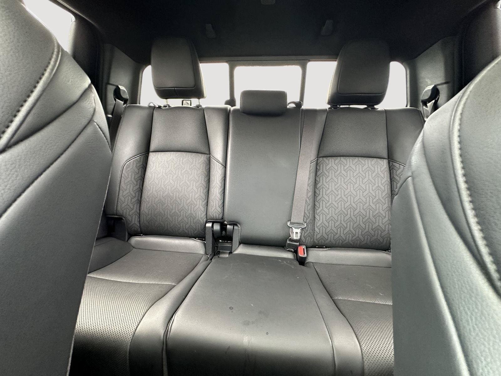 Used 2024 Toyota Tacoma Limited w/ Limited Package (LT) AWD/4WD image 58