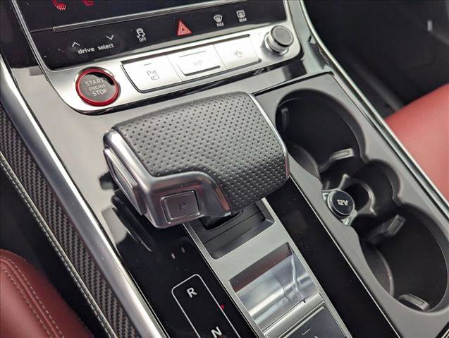 Used 2024 Audi SQ8 Prestige image 11