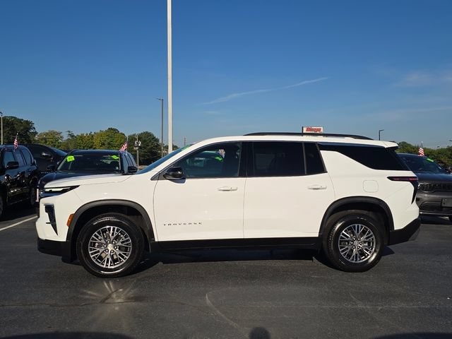 Used 2025 Chevrolet Traverse LT FWD image 6