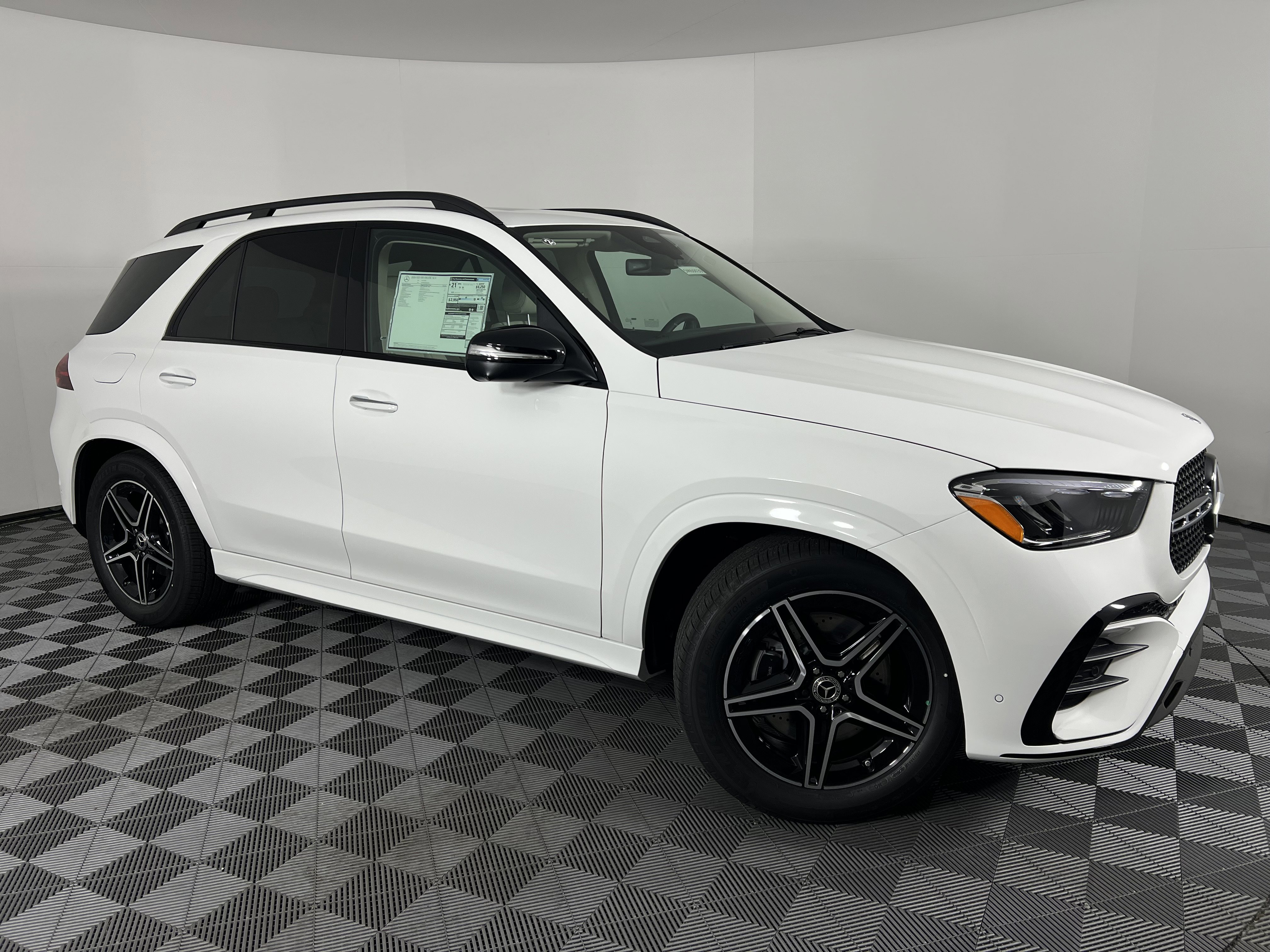 Used 2026 Mercedes-Benz GLE 450 4MATIC image 2