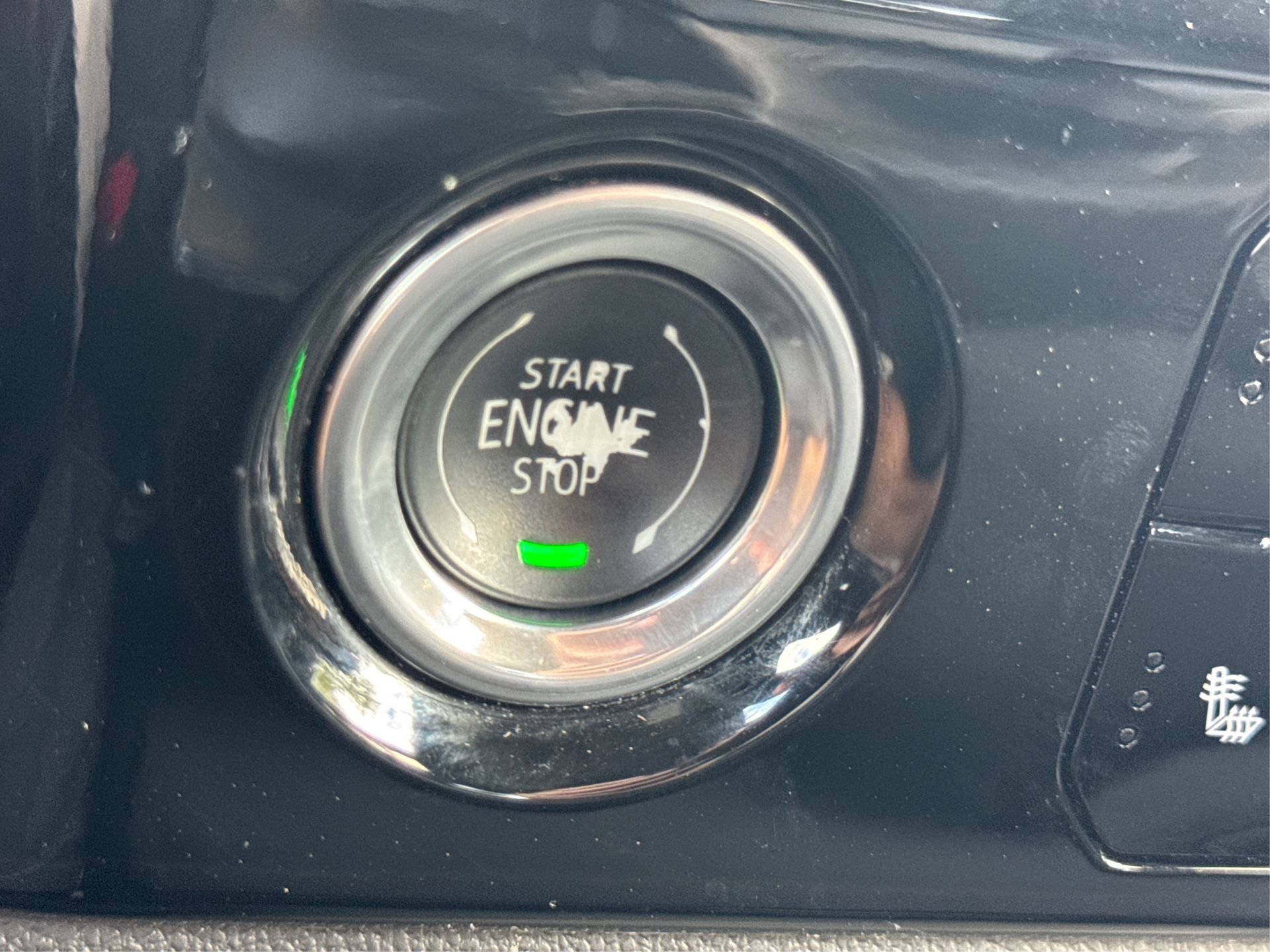 Used 2024 GMC Sierra 1500 Elevation image 31