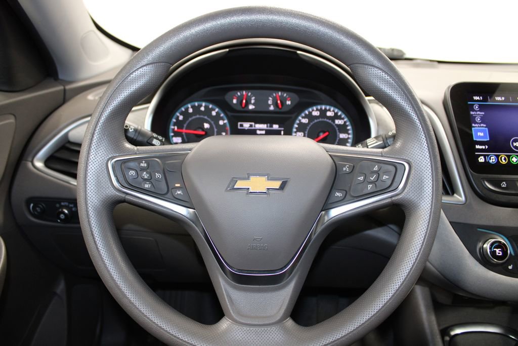 Used 2024 Chevrolet Malibu LT image 31