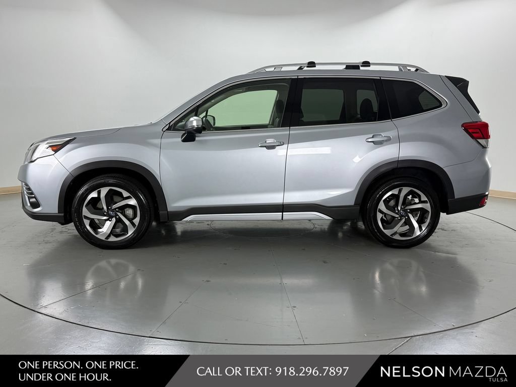 Used 2024 Subaru Forester Touring w/ Convenience Package AWD/4WD image 9