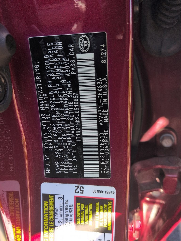 Used 2018 Toyota Camry SE w/ Audio Package FWD image 9