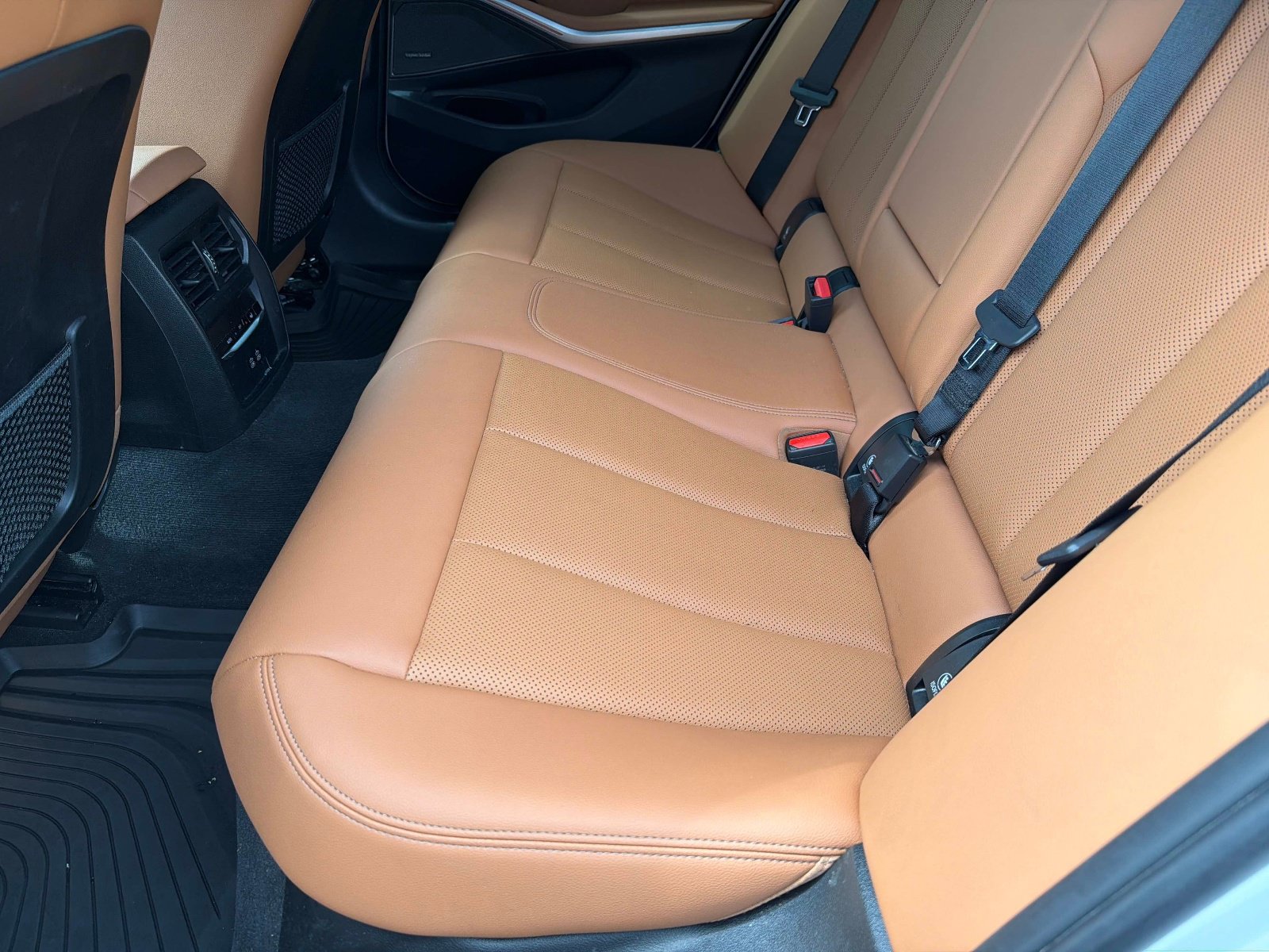 Used 2023 BMW M340i w/ Premium Package RWD image 30
