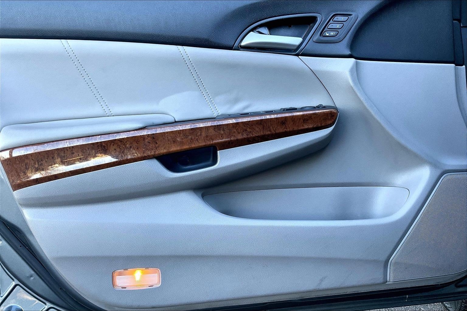 Used 2012 Honda Accord EX-L image 14