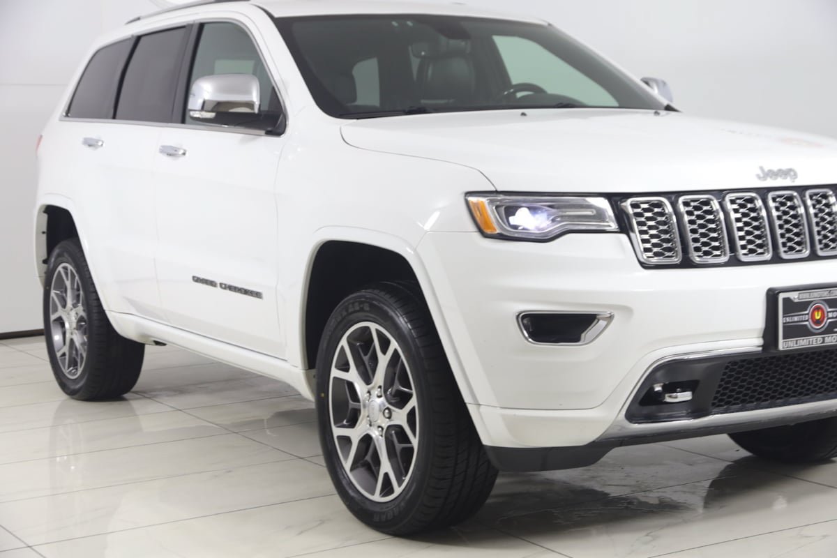 Used 2021 Jeep Grand Cherokee Overland AWD/4WD image 35