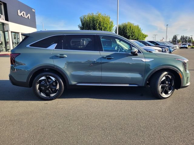 Used 2025 Kia Sorento EX AWD/4WD image 3