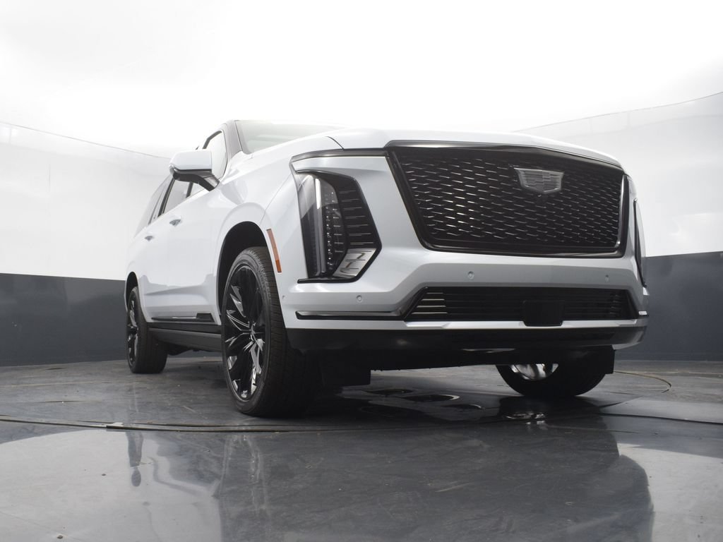 Certified 2026 Cadillac Escalade ESV Platinum Sport w/ LPO, ONYX Package AWD/4WD image 49