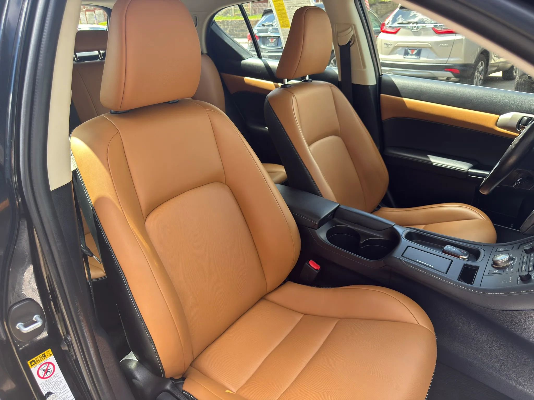 Used 2016 Lexus CT 200h w/ Accessory Package 2 FWD image 16