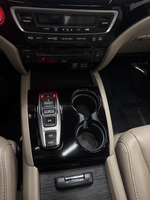 Used 2020 Honda Pilot Touring image 15