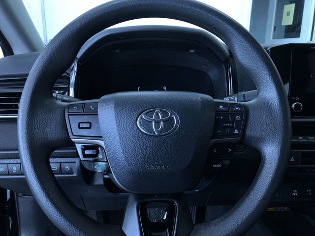 Certified 2025 Toyota Camry LE image 25