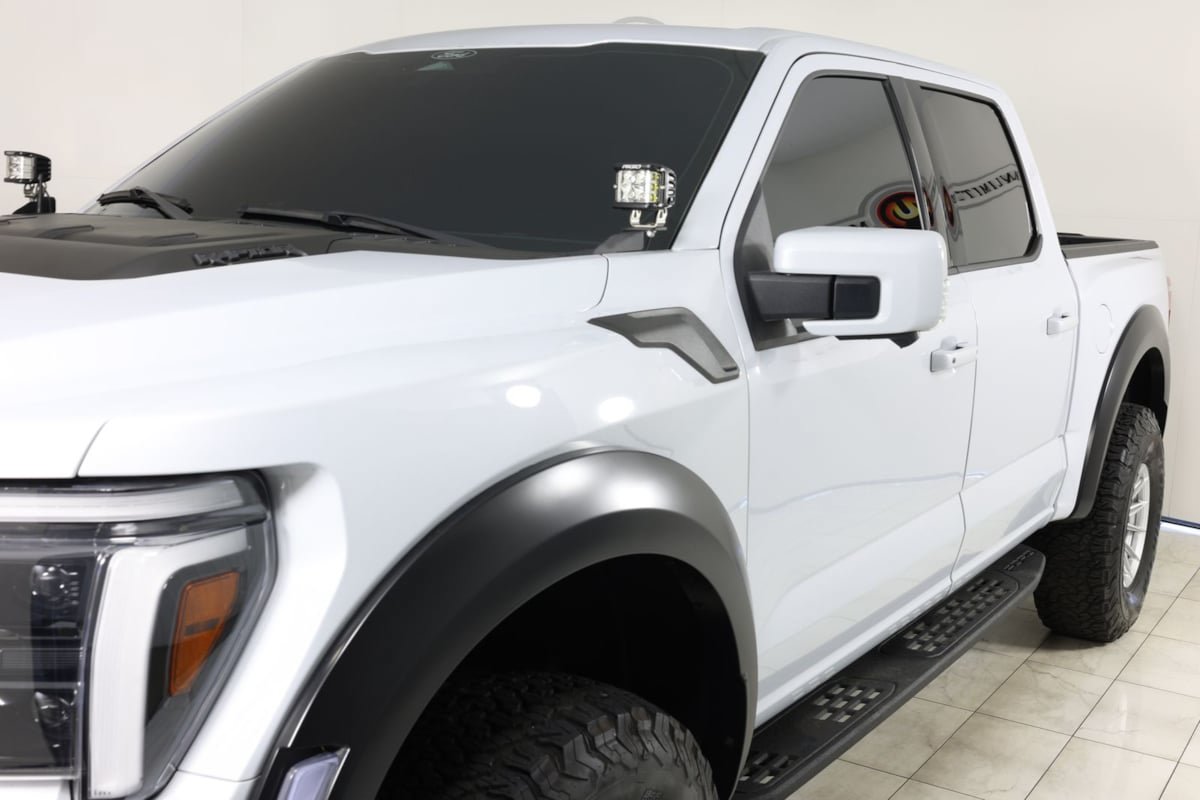 Used 2025 Ford F150 Raptor AWD/4WD image 49