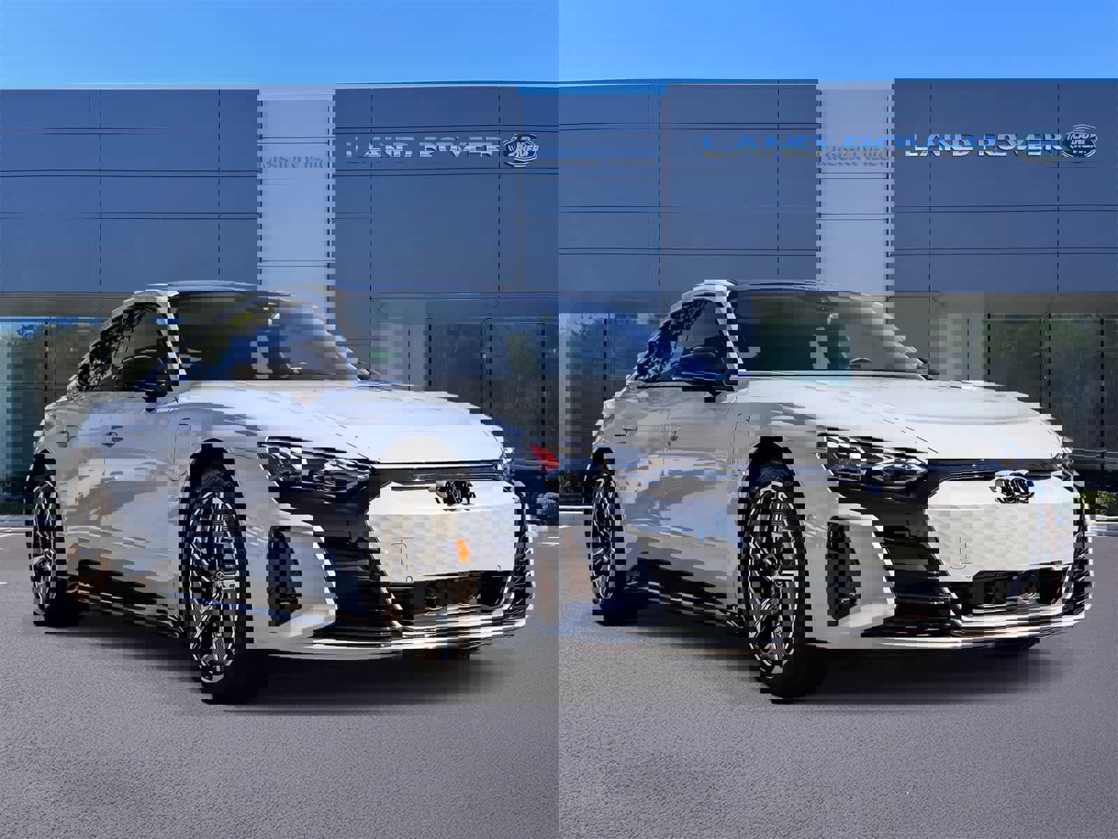 Used 2024 Audi RS e-tron GT w/ Carbon Performance Package image 3