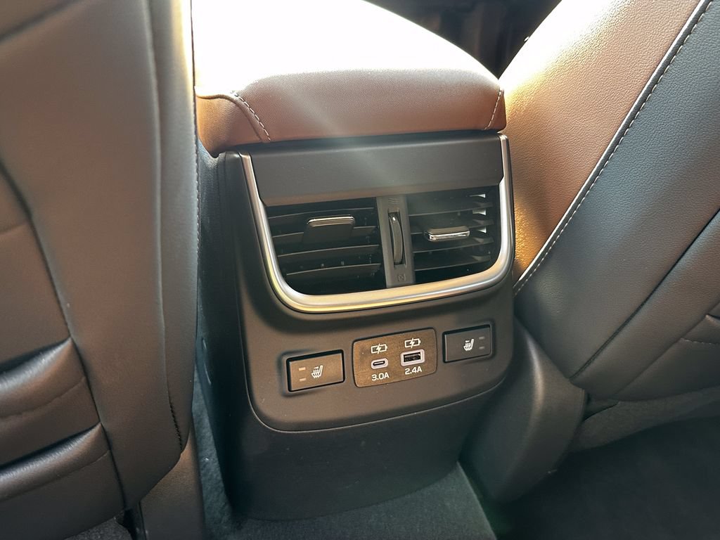 Used 2024 Subaru Outback Touring AWD/4WD image 26