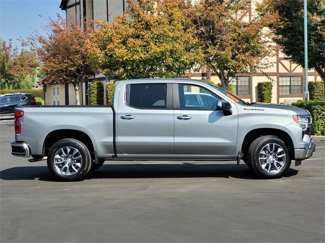 New 2026 Chevrolet Silverado 1500 LT w/ LPO, Dark Essentials Package image 3