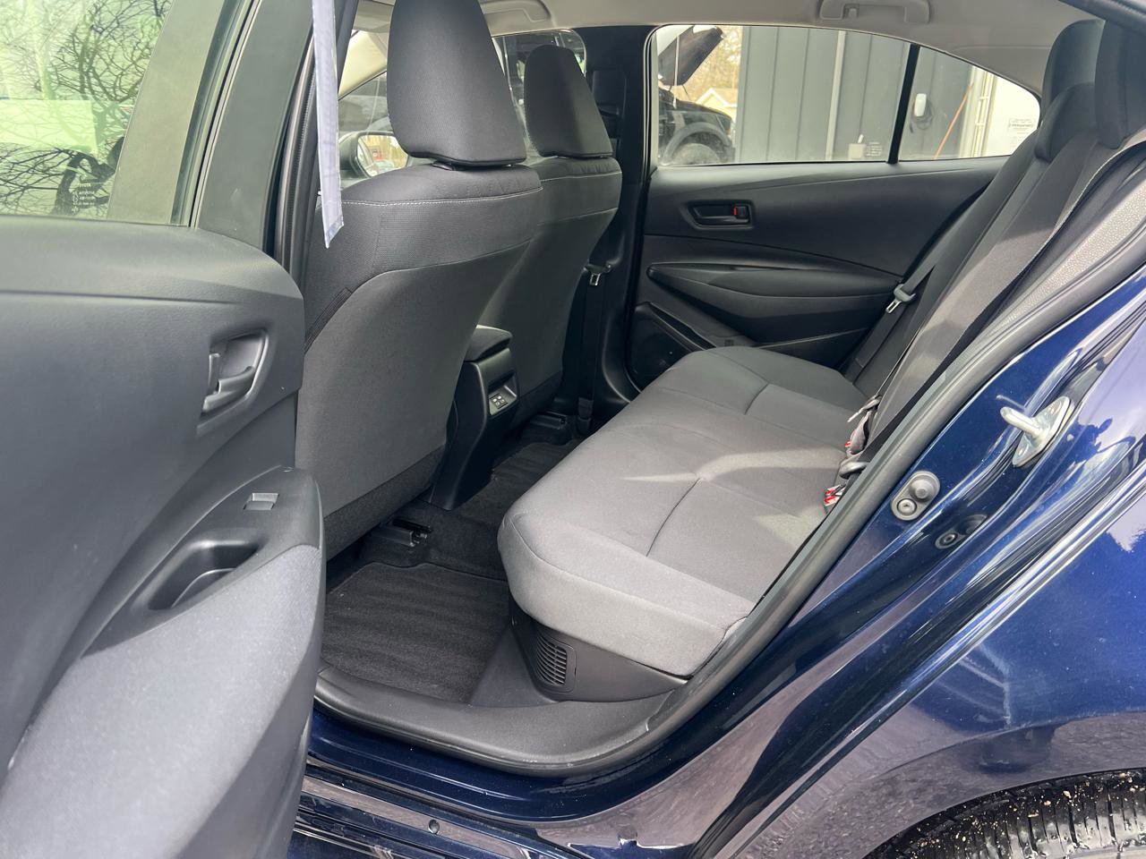 Used 2025 Toyota Corolla LE image 10