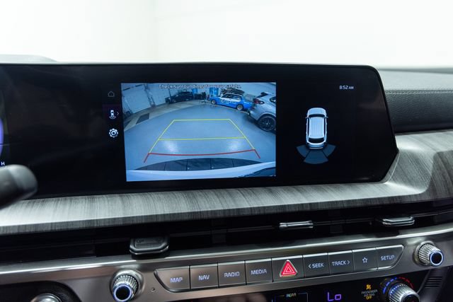 Used 2024 Kia Telluride EX w/ EX Captain's Chair Package FWD image 18
