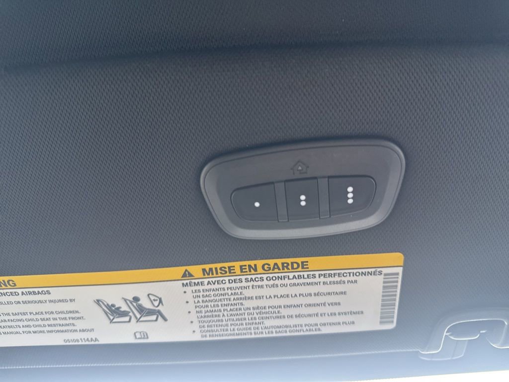 New 2026 Chrysler Pacifica Select image 34