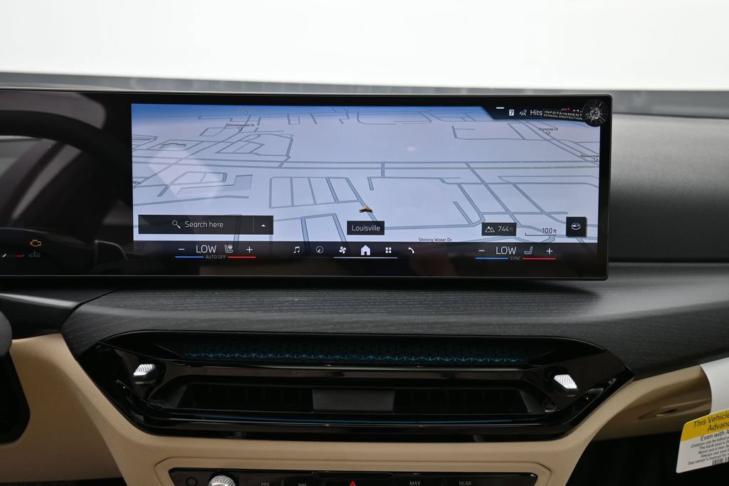 New 2026 BMW 330i xDrive Sedan w/ Premium Package AWD/4WD image 14
