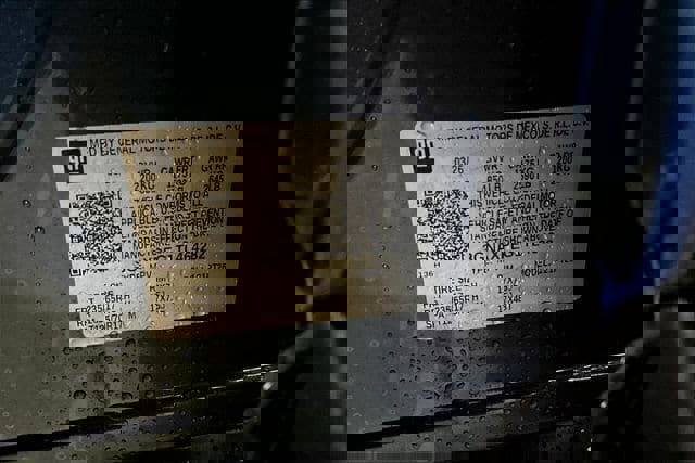 New 2026 Chevrolet Equinox LT w/ Convenience Package II image 13