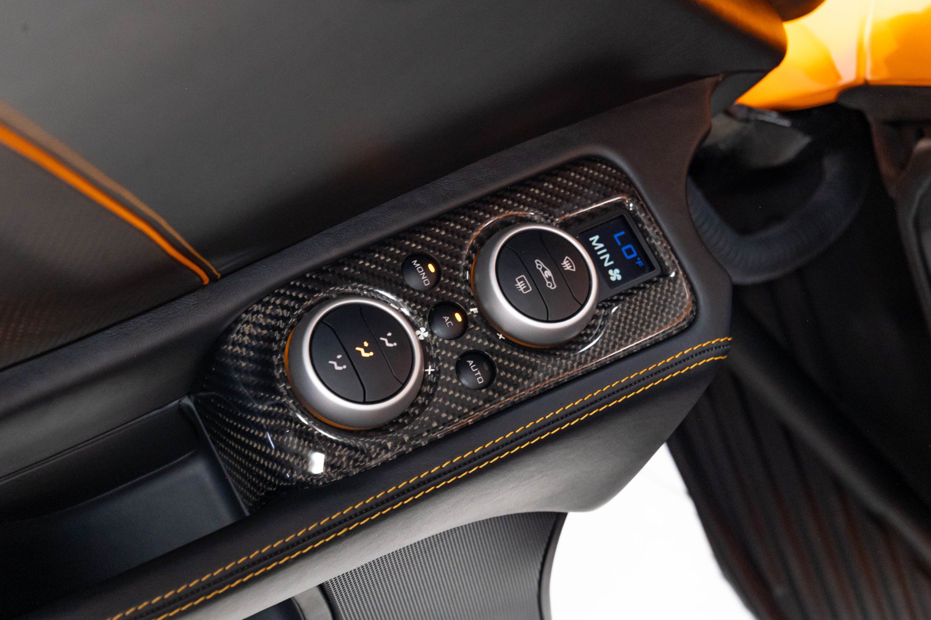 Used 2015 McLaren 650S Spider RWD image 7