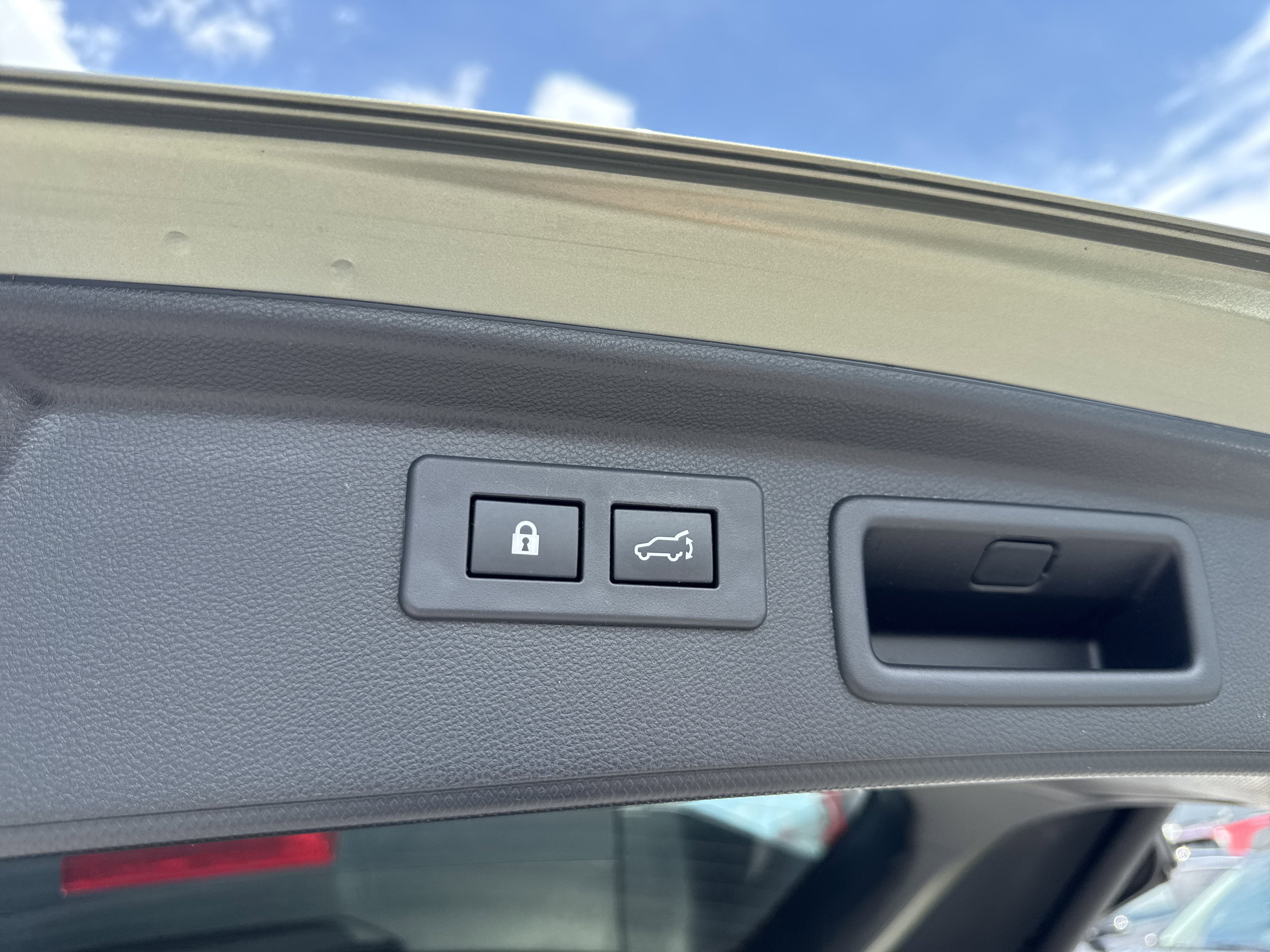 Used 2021 Subaru Forester Premium AWD/4WD image 26