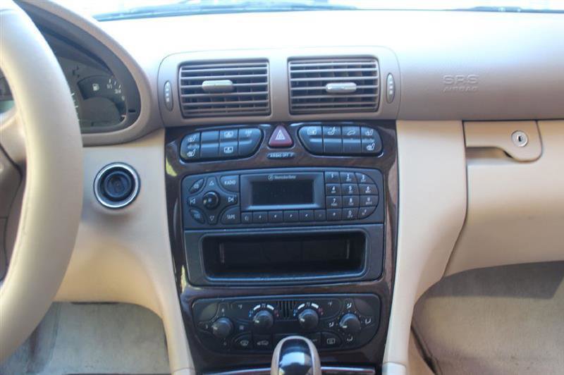 Used 2003 Mercedes-Benz C 240 4MATIC Sedan image 17