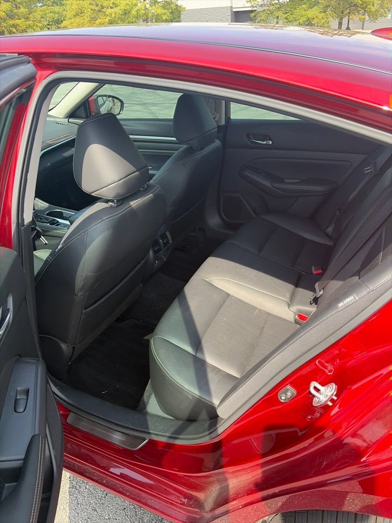 Used 2019 Nissan Altima 2.5 Platinum AWD/4WD image 5