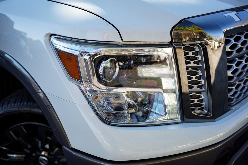 Used 2018 Nissan Titan Platinum Reserve image 7