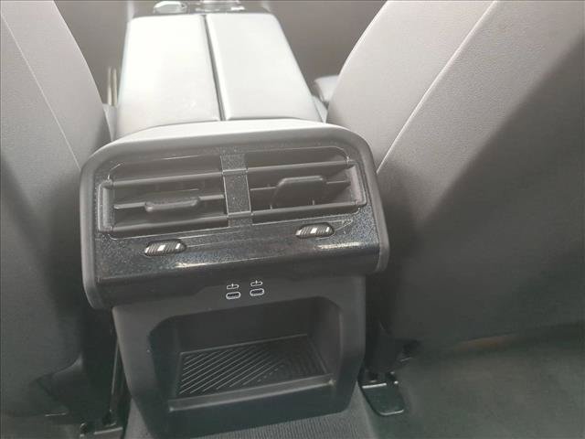 Used 2026 BMW 530i xDrive AWD/4WD image 18