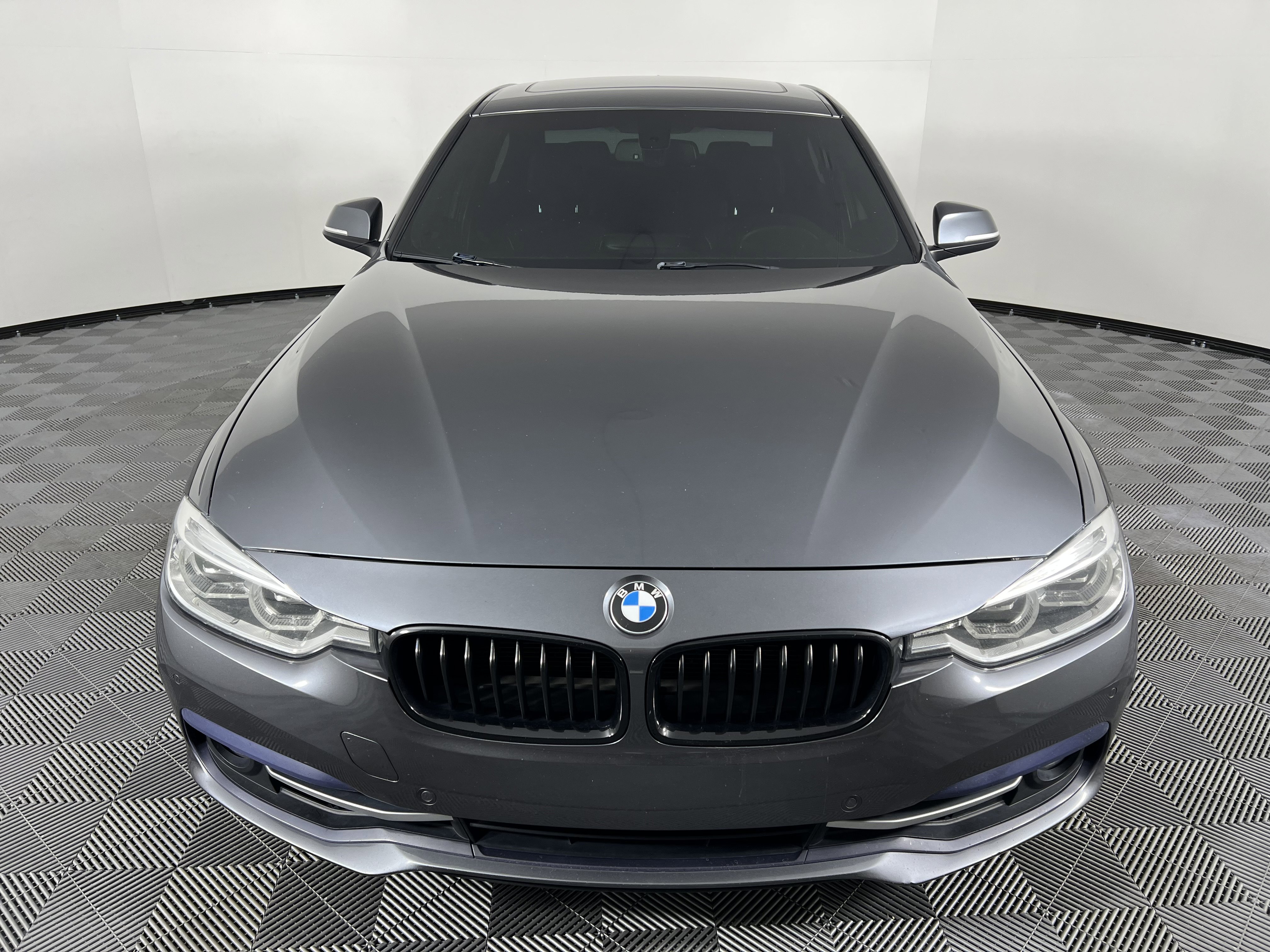 Used 2016 BMW 328i xDrive Sedan image 5