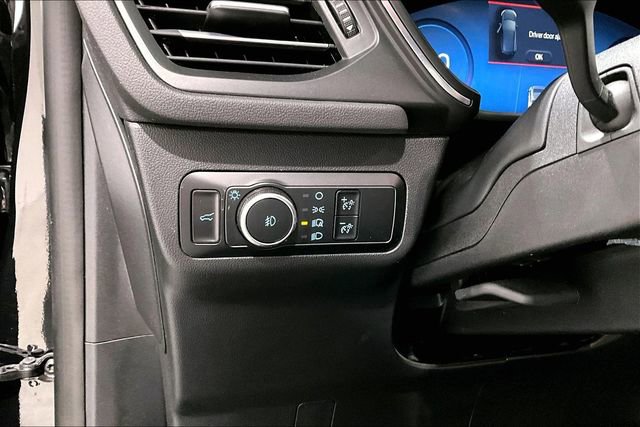 Used 2024 Ford Escape Platinum AWD/4WD image 38