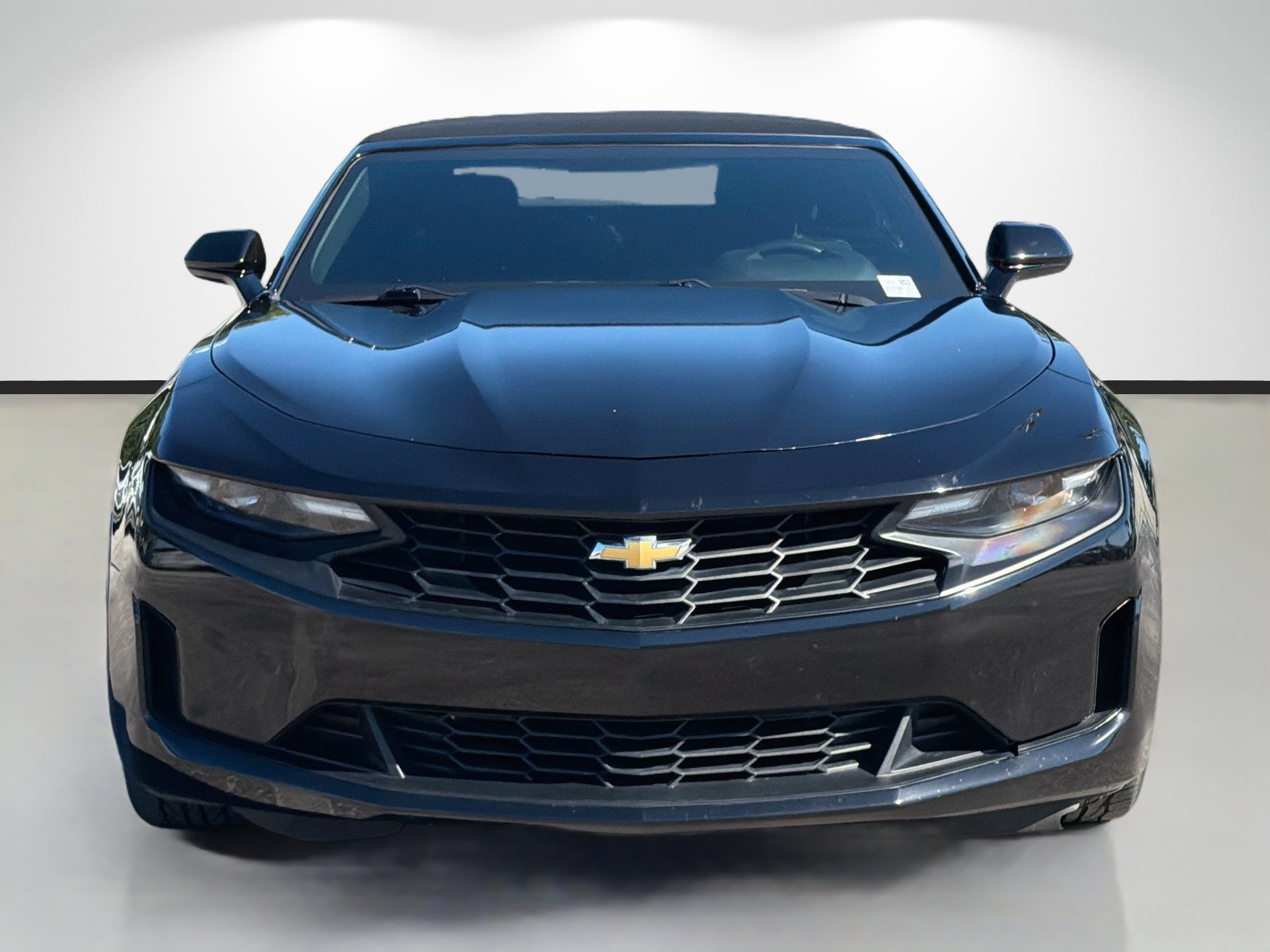 Used 2021 Chevrolet Camaro LT w/ Technology Package RWD image 8