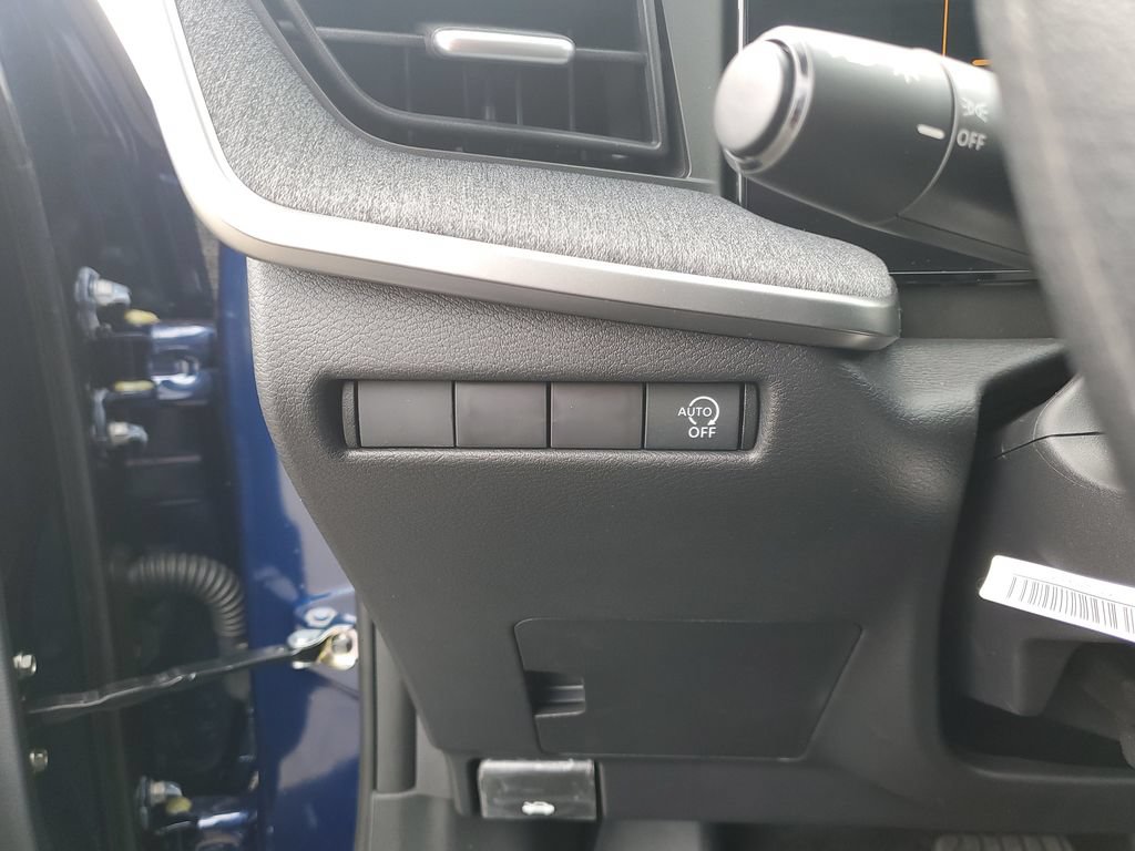 New 2026 Nissan Kicks SV w/ SV Premium Package FWD image 23