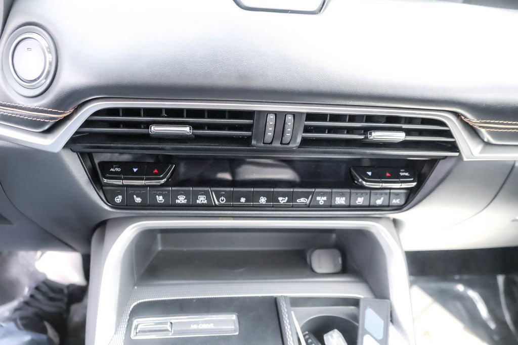 Used 2025 MAZDA CX-70 Plug-In Hybrid w/ Premium Plus AWD/4WD image 23