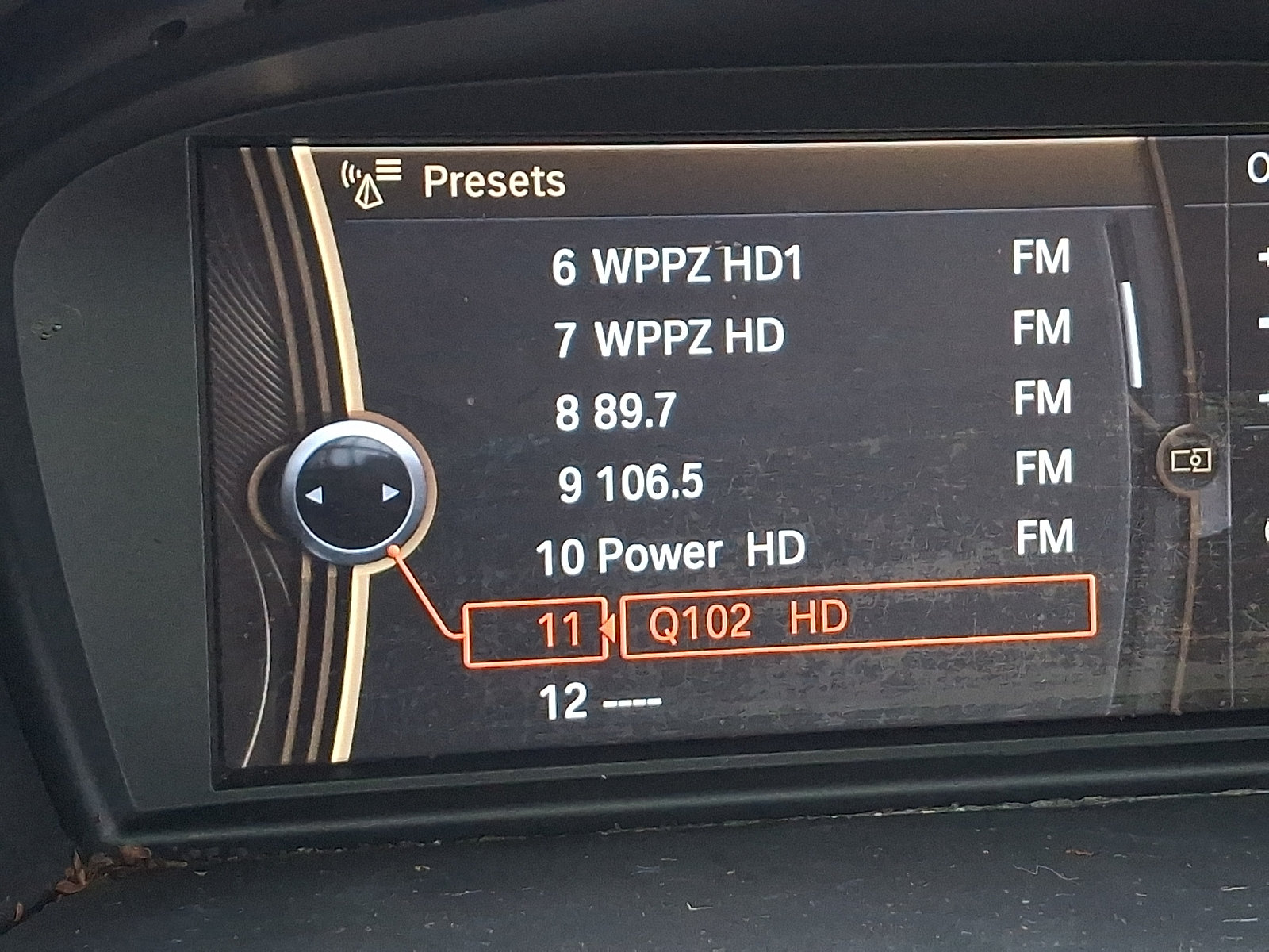 Used 2010 BMW 528i xDrive Sedan AWD/4WD image 18