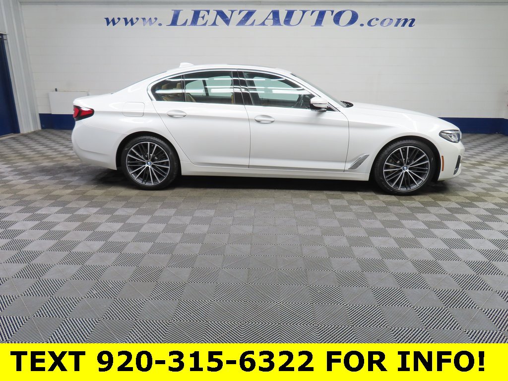 Used 2022 BMW 530i xDrive image 2