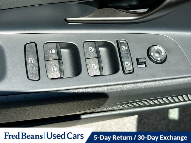 Used 2026 Hyundai Elantra SEL FWD image 24