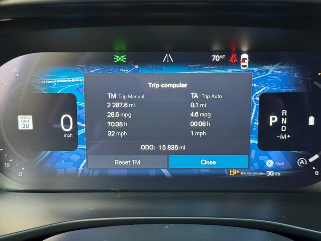 Used 2025 Volvo XC40 B5 Ultra AWD/4WD image 24