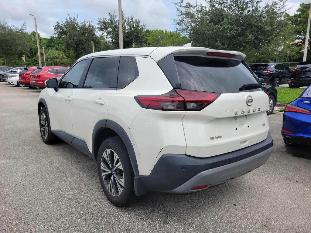 Used 2023 Nissan Rogue SV FWD image 7