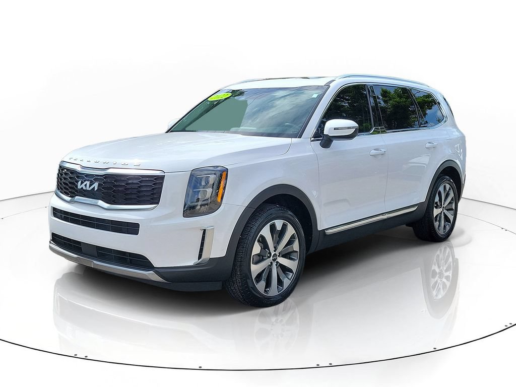 Certified 2022 Kia Telluride EX w/ EX Premium Package FWD image 2