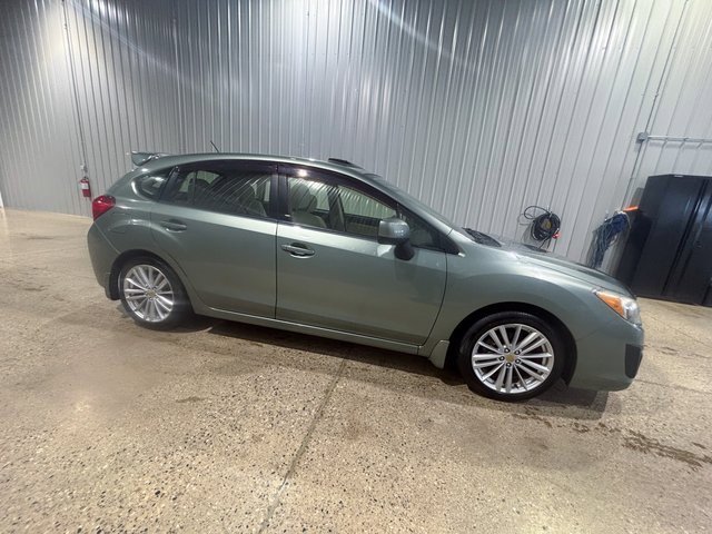 Used 2014 Subaru Impreza 2.0i Premium image 7