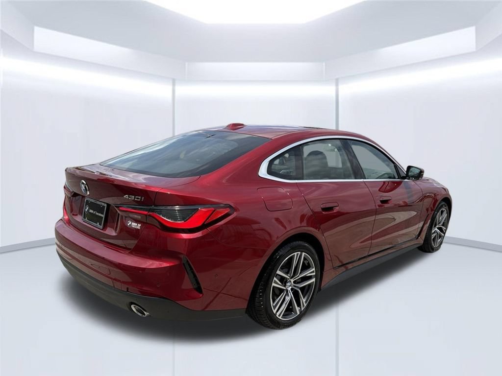 Used 2025 BMW 430i w/ Premium Package RWD image 7
