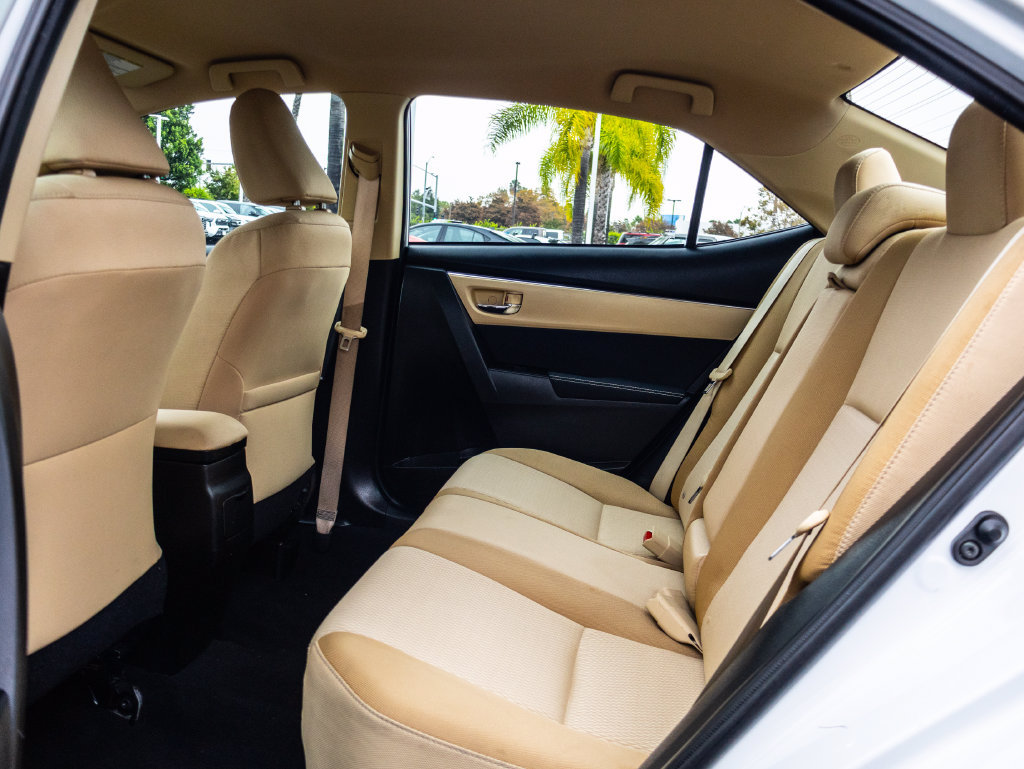 Used 2017 Toyota Corolla LE w/ Carpet Mat Package (TMS) FWD image 16