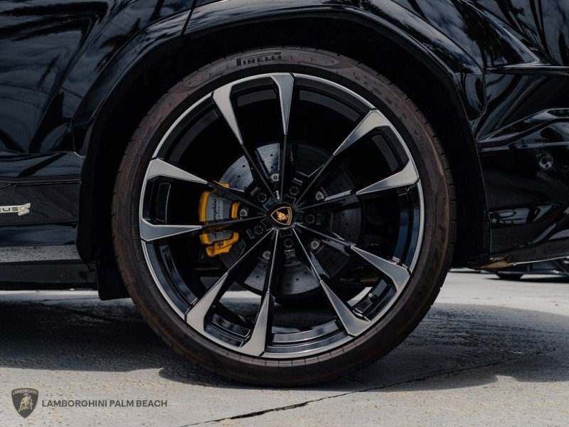 Used 2024 Lamborghini Urus S image 34