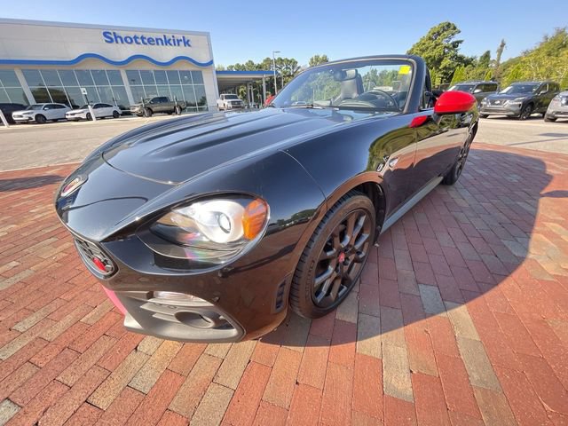Used 2020 FIAT 124 Spider Abarth w/ Convenience Group RWD image 15