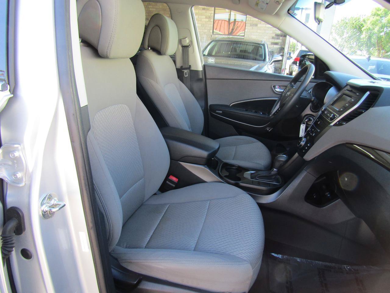 Used 2018 Hyundai Santa Fe Sport FWD image 11