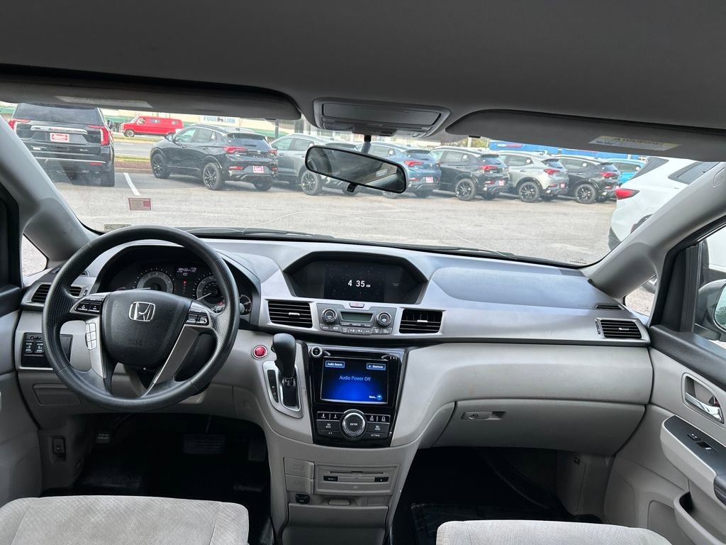 Used 2016 Honda Odyssey SE image 22