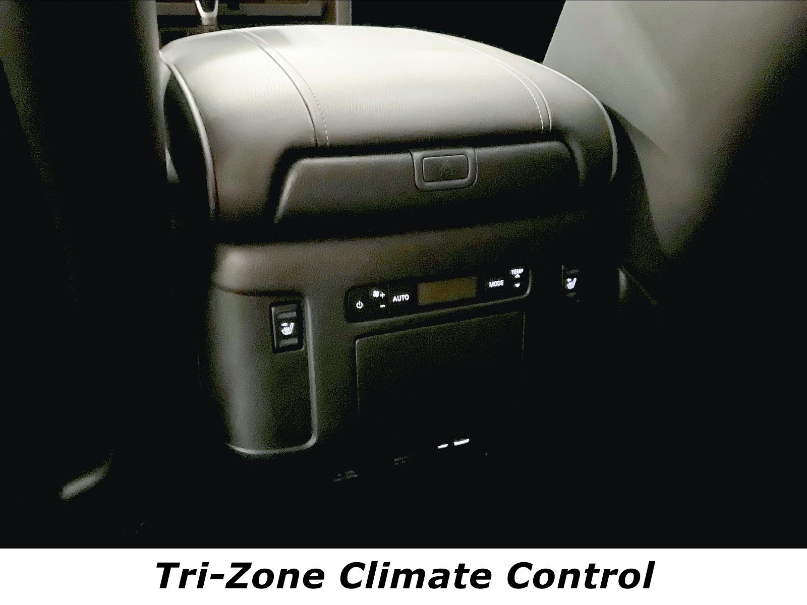 Used 2024 Nissan Armada Platinum w/ Cargo Package AWD/4WD image 10